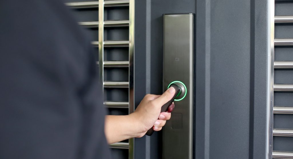 Why Keyless Entry Systems Are Growing in Popularity